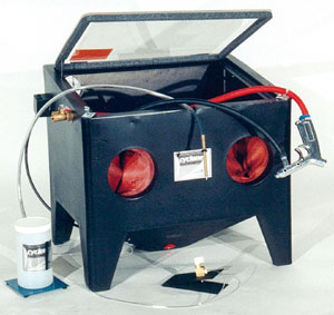 Cyclone Combination Sandblaster - International Voltage, 220/240V Sandblasters & Engravers